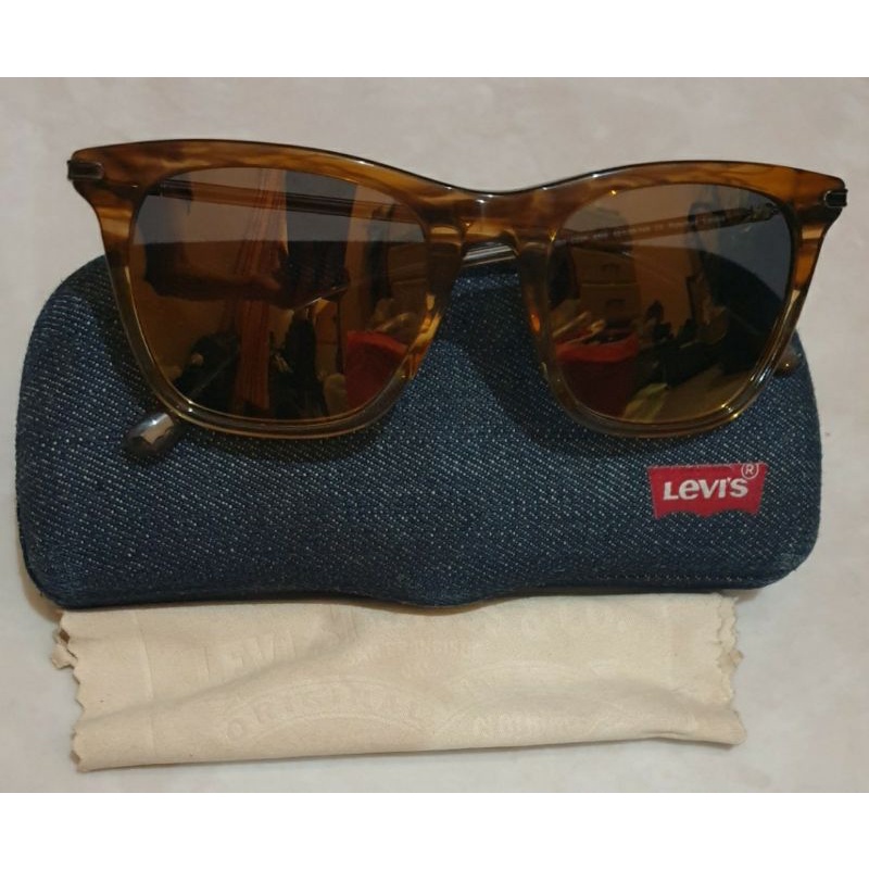 Preloved Kacamata Fashion Wanita Levis Original