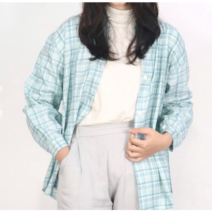 BEFAST - CLOVA SHIRT / CLOVA SHIRT / Atasan Lengan Panjang / Kemeja Motif Kotak-Kotak / Pakaian Wanita Casual / Kemeja Bisa Di Jadikan Outer / OOTD Remaja Wanita Ala Korean Style / Keluaran Terbaru 2022 / Kemeje Formal