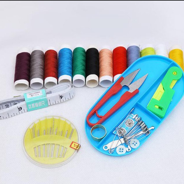 Set Alat Jahit Peralatan Menjahit Benang Jarum Gunting / Sewing Kit