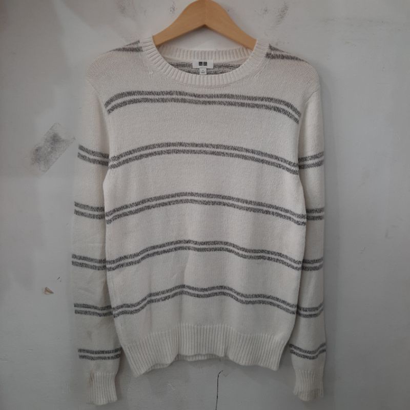 SWEATER RAJUT UNIQLO SECOND ORIGINAL