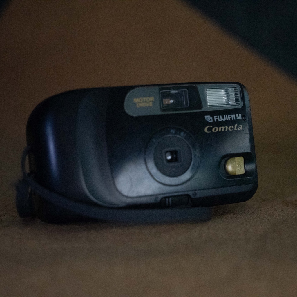 FUJIFILM COMETA POCKET KAMERA LIKE NEW  KAMERA FILM KAMERA ANALOG