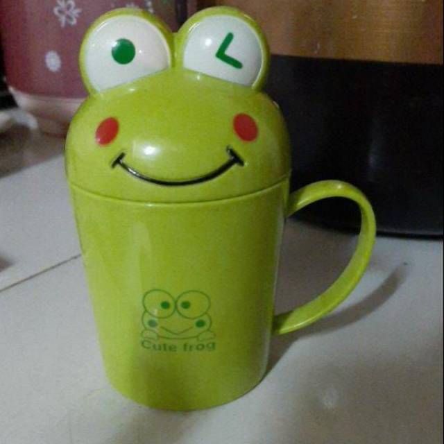 Koleksi keroppi gelas