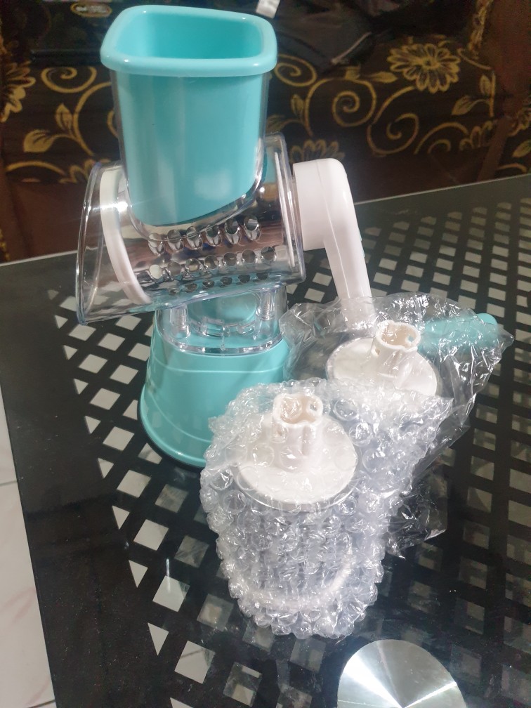 Shenar Alat Pengiris Bumbu Sayur & Buah Penggiling Manual (multi Shreder) Alat Dapur Praktis 3warna