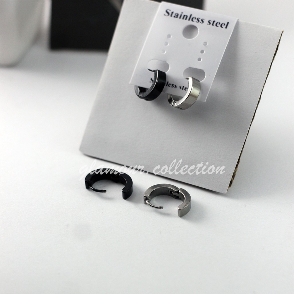 Anting Telinga Tindik Titanium Pria Hitam Silver Model Punk Fashion Pria/Wanita