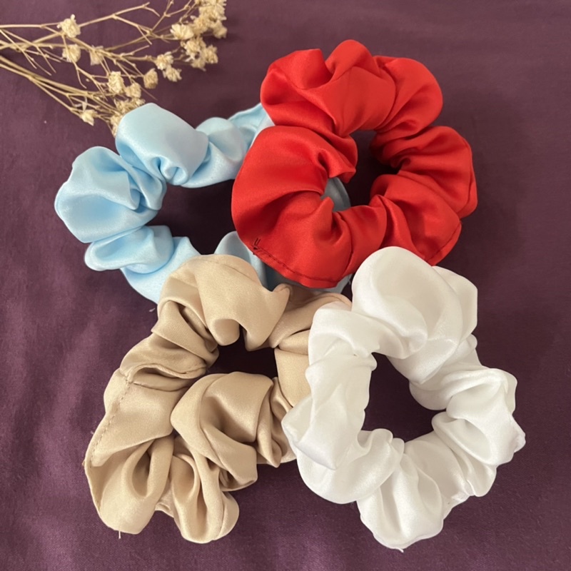 Ikat Rambut Bahan Satin Mengkilat Warna Polos Scrunchie Double Colour Combination