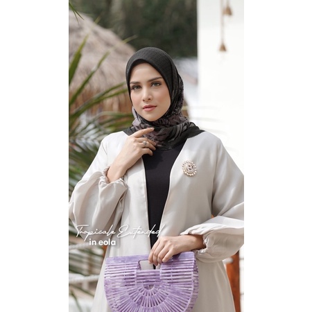 Buttonscarves Tropicale Extended Eola