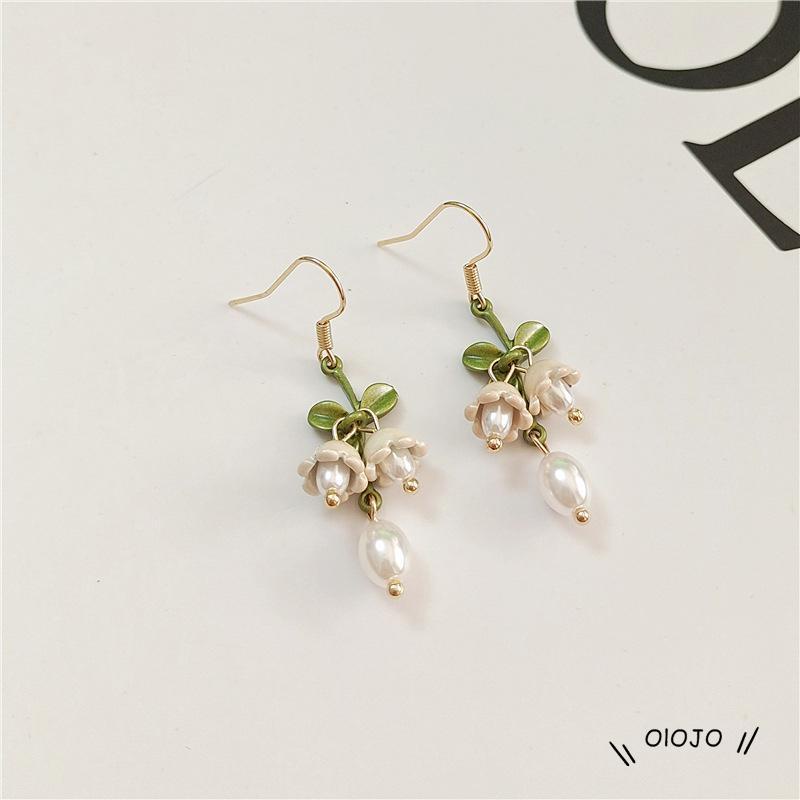 Anting Stud Desain Bunga Lily of the Valley Aksen Mutiara Untuk Anak Perempuan ol2