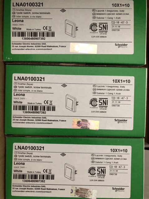 SAKLAR ENGKEL TUNGGAL SINGLE LEONA SCHNEIDER LNA0100321 PUTIH