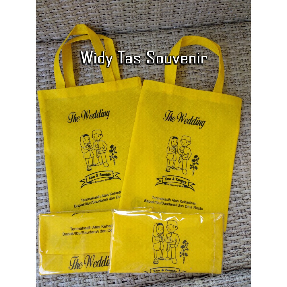 

Tas souvenir pernikahan