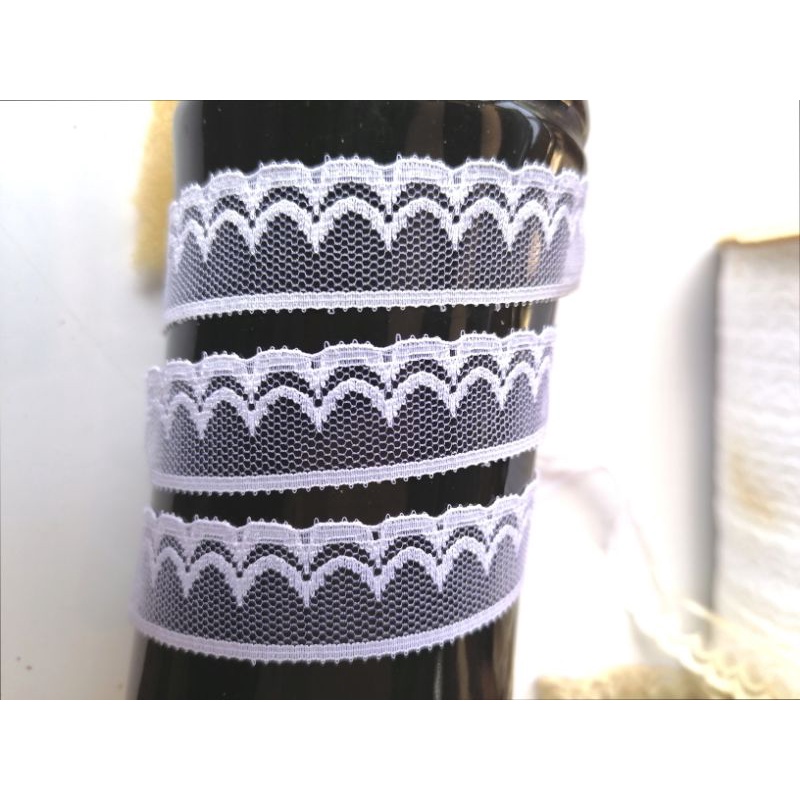 Renda gyper putih 001