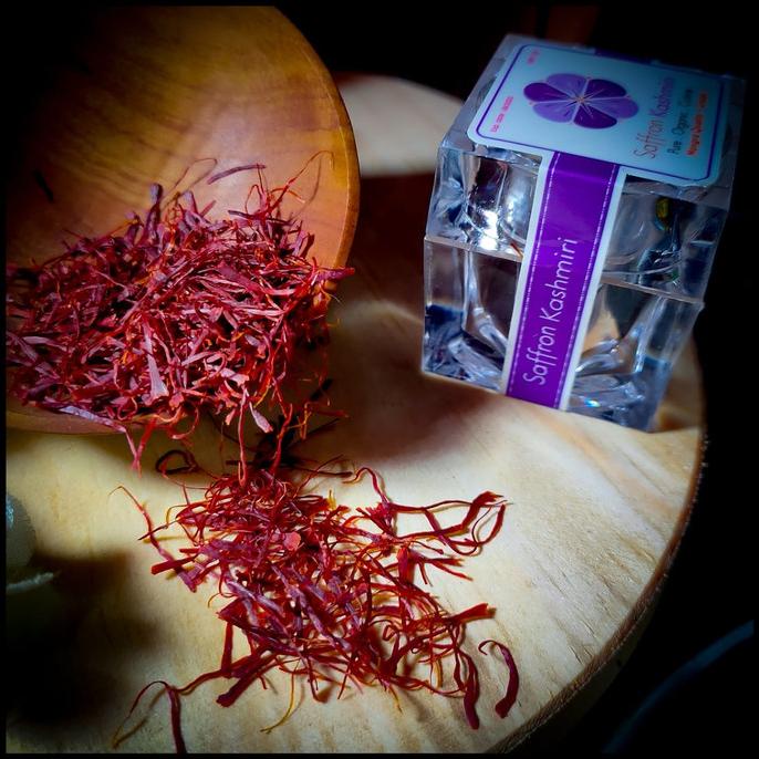 

Saffron Kashmir grade 1 Safron Best Quality