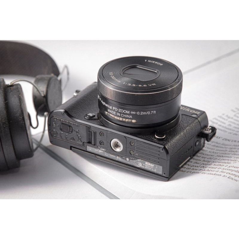 MIRRORLESS NIKON J5 WIFI TOUCHSCREEN FLIP NFC FULLSET MULUS-1