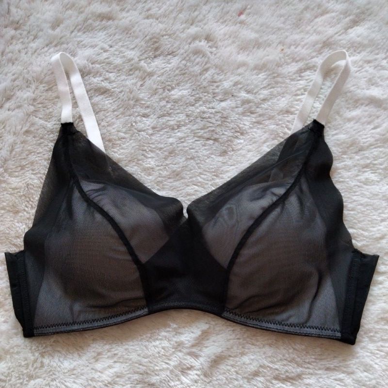 BH WACOAL SAMPLE HITAM NO KAWAT 32C