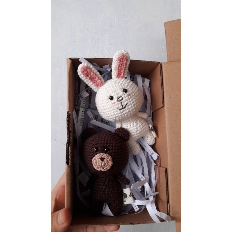 Brown and cony amigurumi / boneka rajut brown dan cony line