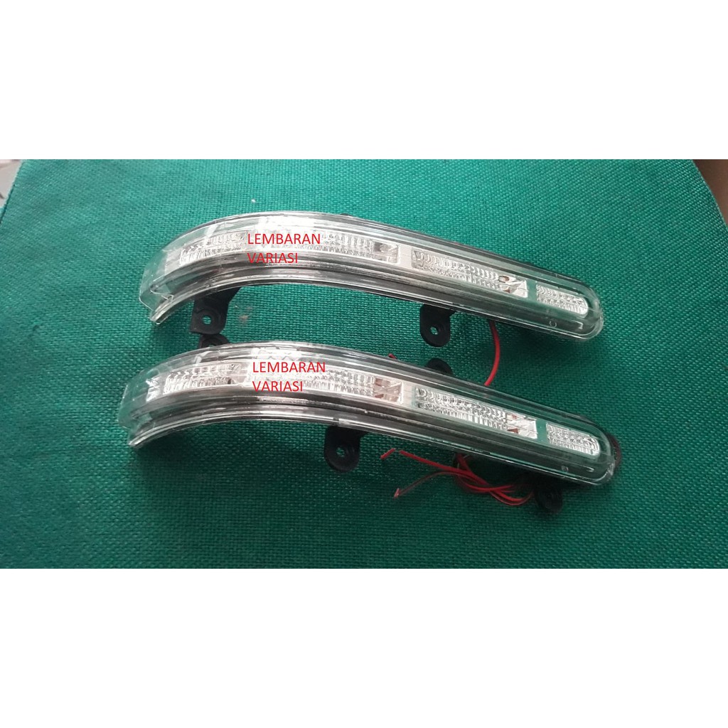 Lampu Sein Spion Avanza 2012 - 2018 / Innova 2012 - 2015