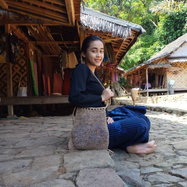 Tas Koja etnik khas Suku Baduy