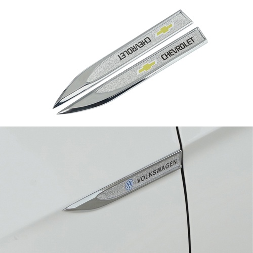 2pcs Stiker Logo Chevrolet Metal Berlian Imitasi Untuk Onix Cruze S10 Omega Prisma Celta Astra Sonic