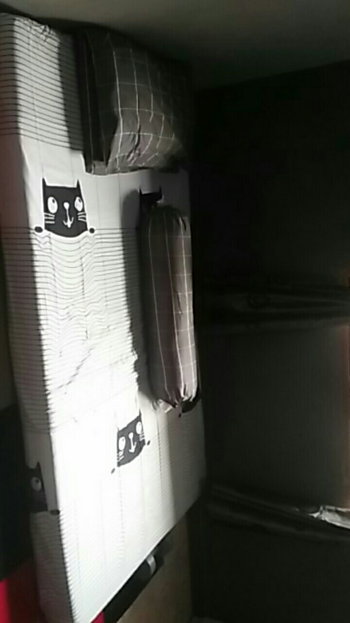 Sprei Kintakun Dluxe 180 B4 Aneka Motif