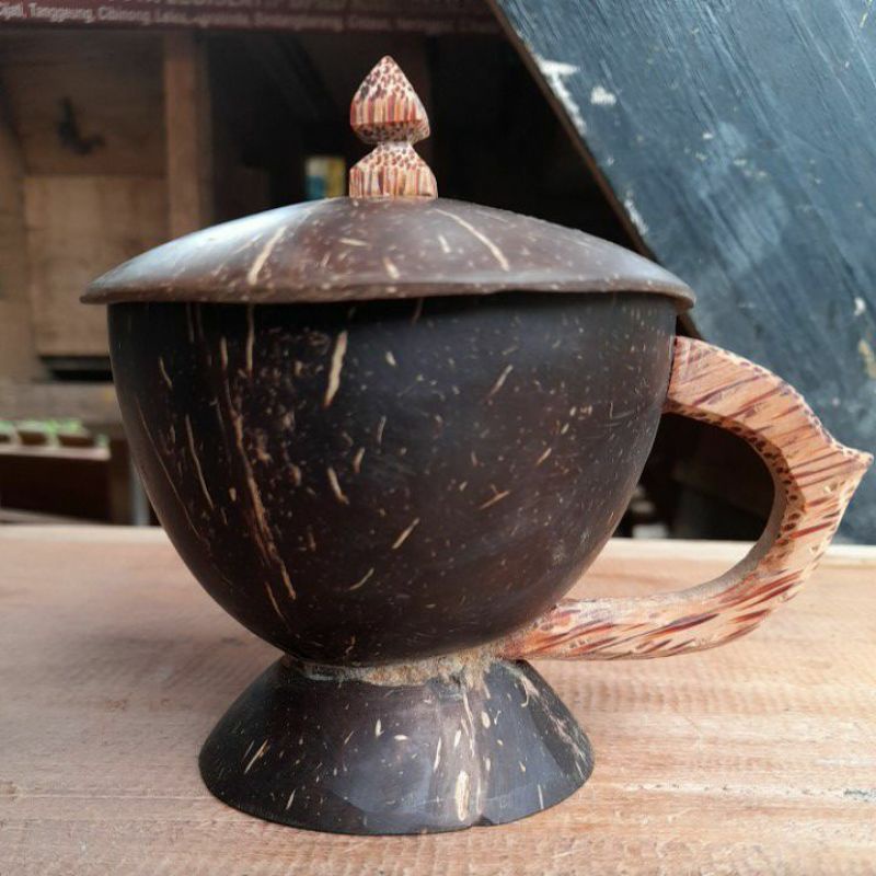 cangkir tempurung kelapa
