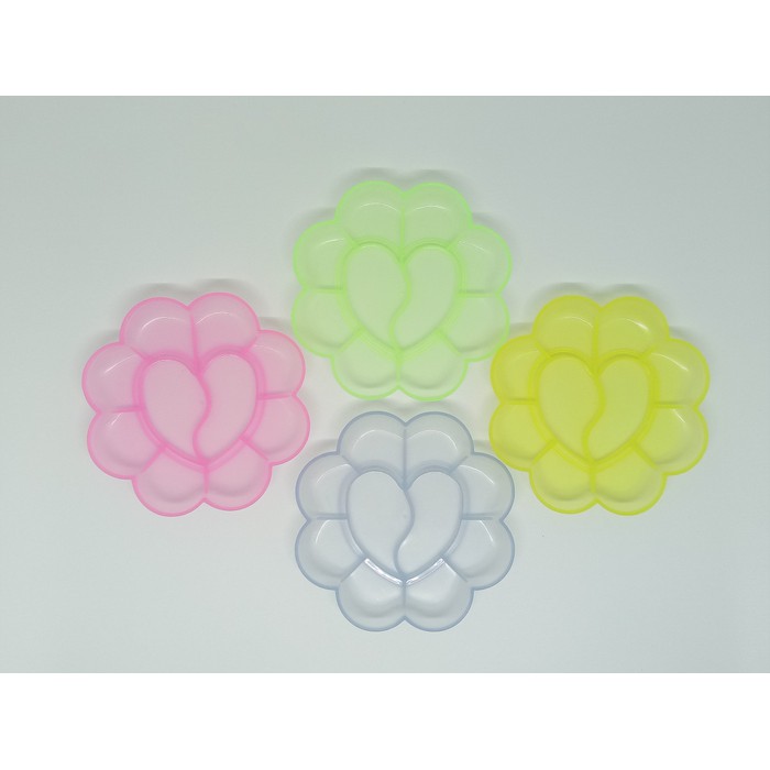 

Palet cat air minyak motif bunga kecil