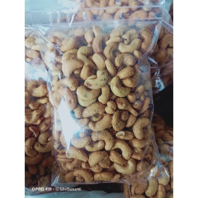 

Kacang mede ori