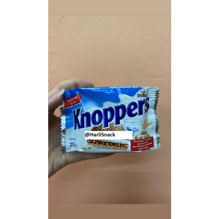 

Knoppers milk wafer