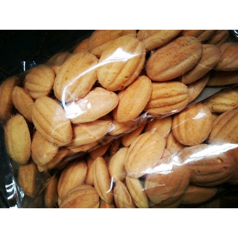 

BOLU KERING CUBIT / BOLU PERAHU / BOLU KIJING 200gr