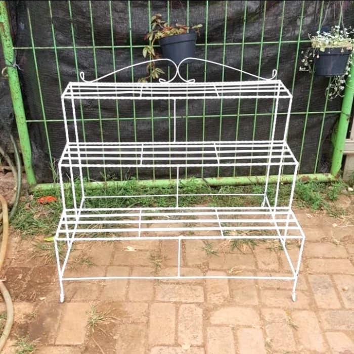 Rak Tanaman - Rak Besi Susun 3 Buat Tanaman Apa Saja