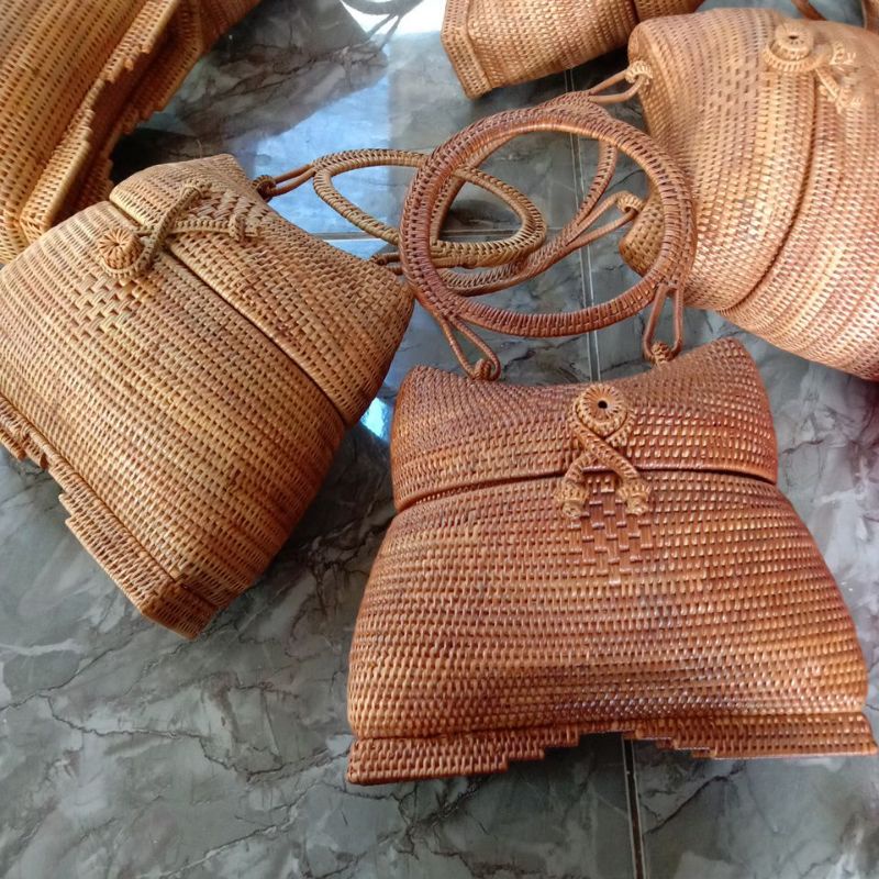 Tas Rotan Bali Tas Gandek Lombok Rattan bags / Rotan bag