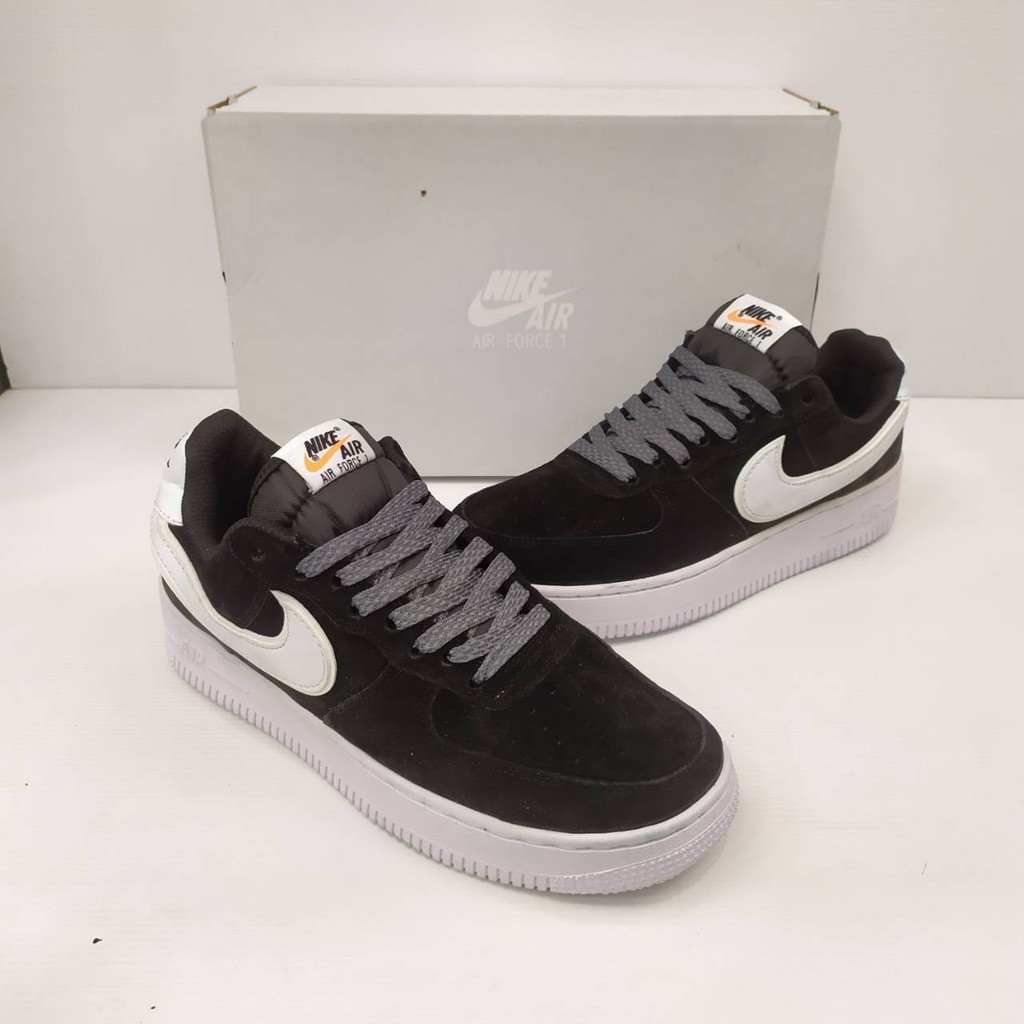 SEPATU NIKE AIR FORCE 1 SUEDE MOONSOON BLACK ORIGINAL VIETNAM BNIB