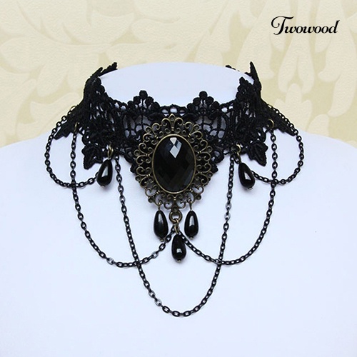 Kalung Chokers Bahan Lace Hollow Warna Hitam Gaya Retro Gothic Untuk Wanita