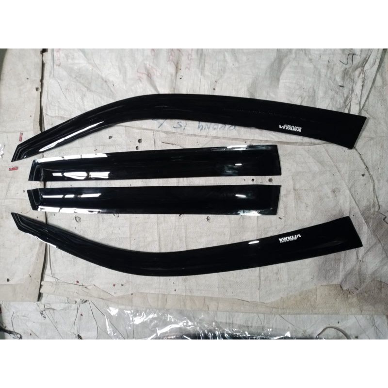 Talang air mobil Suzuki grand Vitara