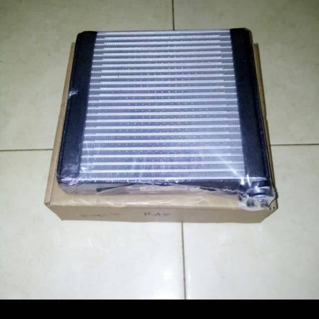 Evaporator evapurator evap march koil coil ac nisan march nissan march