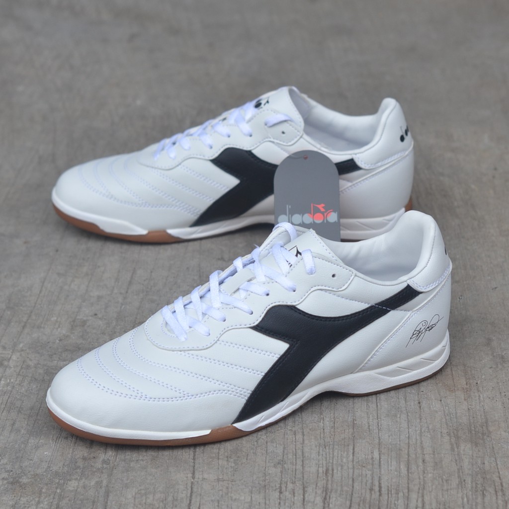 Sepatu Futsal Diadora Brasil RB White Black Original BNIB