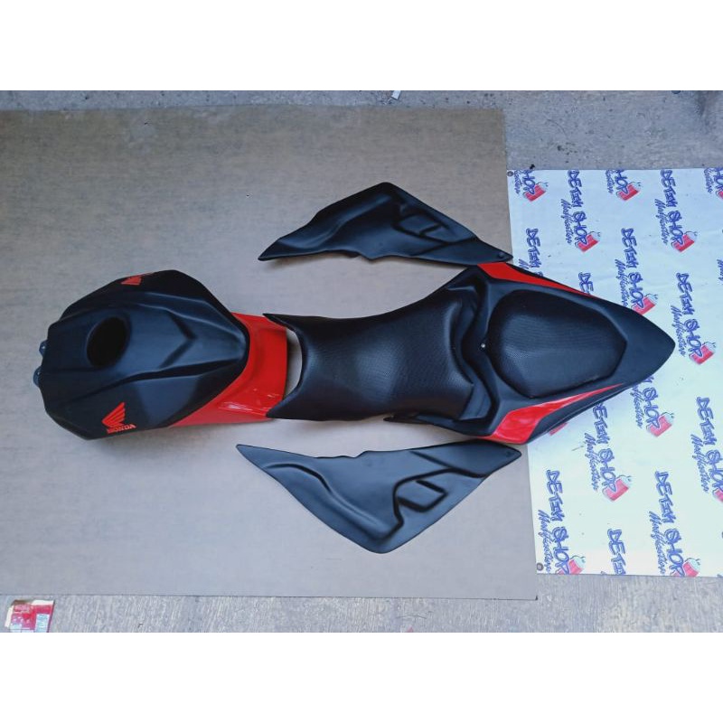 COVER TANGKI CBR150R OLD STREETFIRE COVER TANGKI CB150 OLD BODY BELAKANG CB150R MODEL CBR250RR