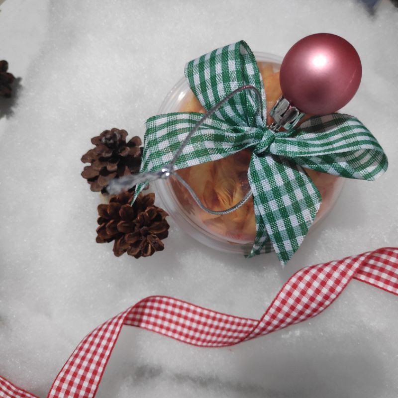 

Christmas Jingle Ball / Hampers Natal by Snack Peek