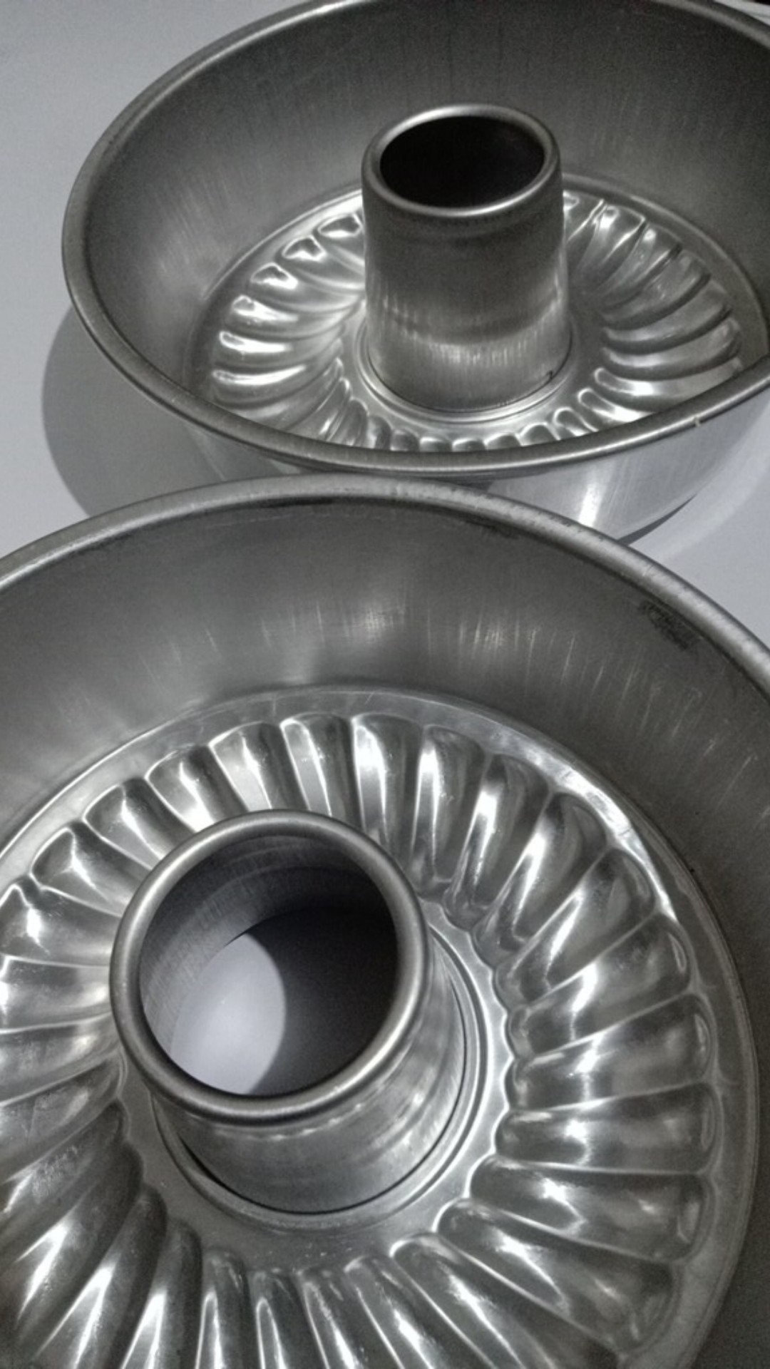 Loyang Swirl Polos Loyang Tulban Press