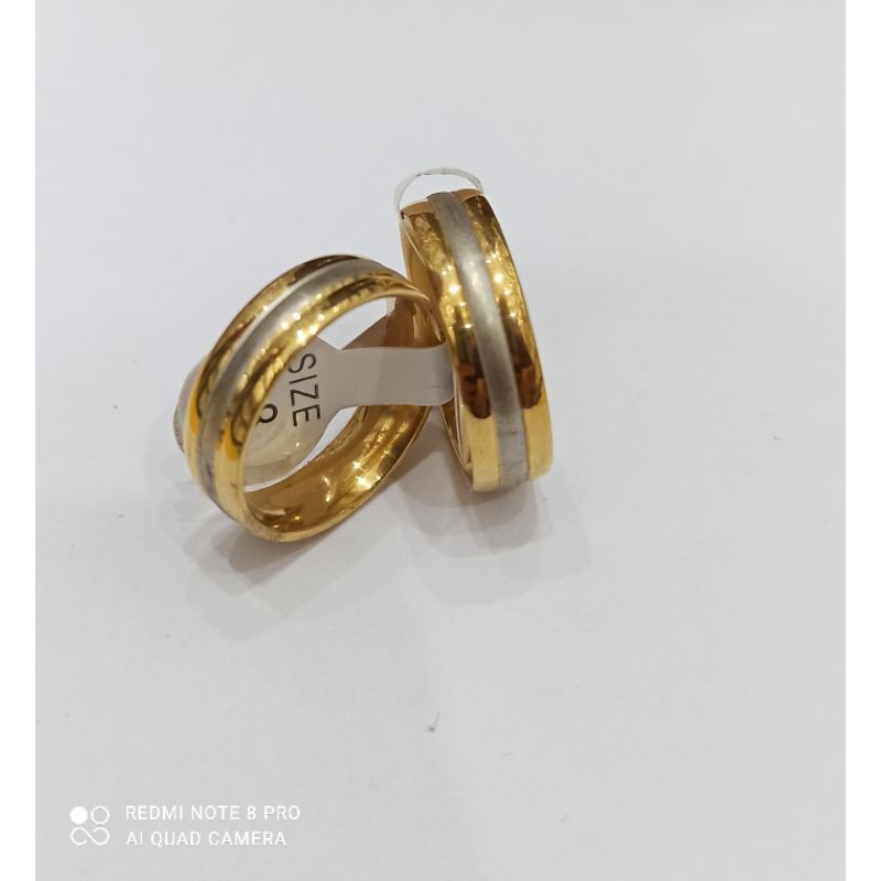 CINCIN TITANIUM PRIA - WANITA WARNA EMAS KOMBINASI LERES  CINCIN ELEGAN DAN MEWAH