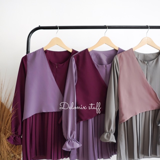 Syafa pleats top