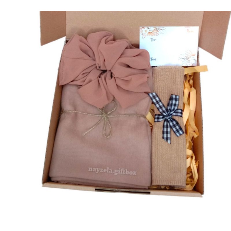 HAMPERS ULANG TAHUN KADO WISUDA LASERCUT VOAL KADO ULANG TAHUN HADIAH PERNIKAHAN ANNIVERSARY SOUVERNIR MURAH SET HADIAH