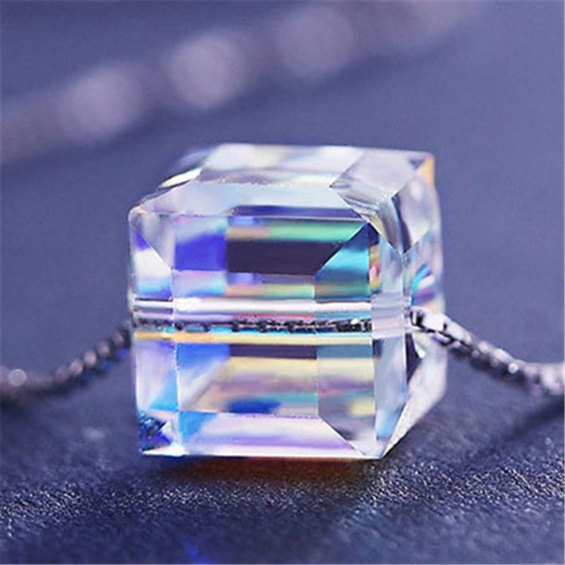 [Ready Stock]Fashion Personality Square Crystal Pendant Necklace Pendant