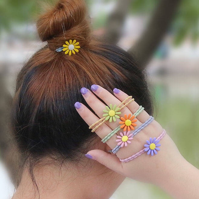 5pcs / set Ikat Rambut Elastis Desain Daisy chrysanthemum Gaya Korea Untuk Wanita