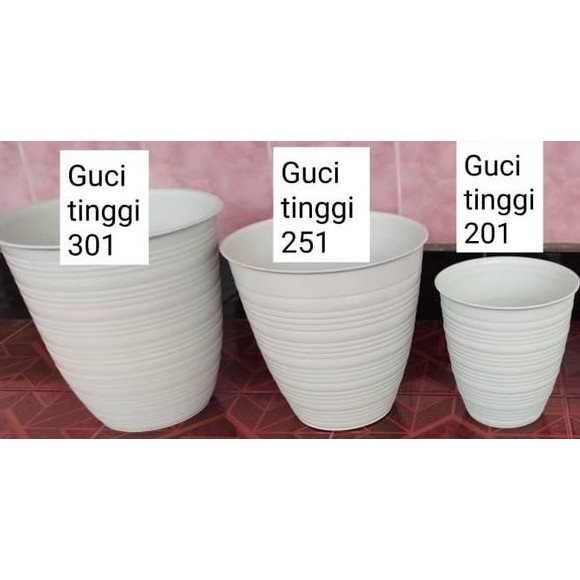POT BUNGA GUCI TINGGI