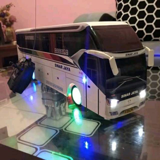 Miniatur Bus RC Sinar Jaya XHD Variasi Lampuan+Remot Control