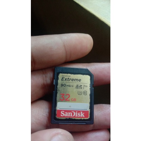 memori 32 gb Sandisk MMC