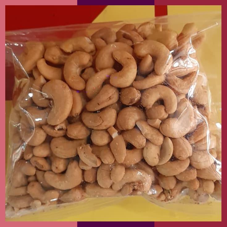 

Kacang Mede Matang Sulawesi 500 Gr