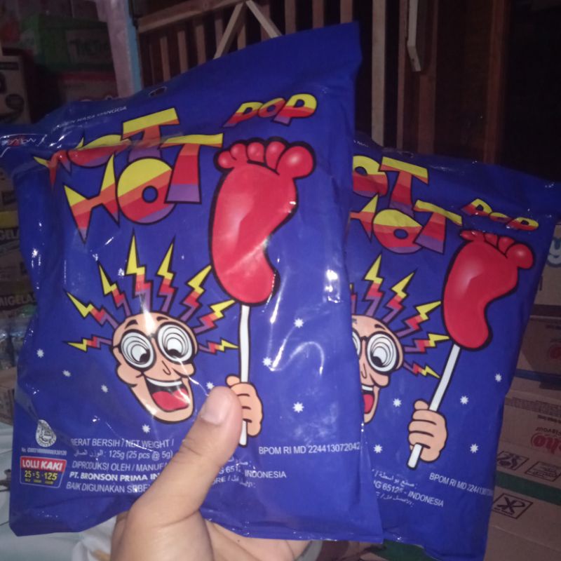 

hot hot pop (permen kaki)