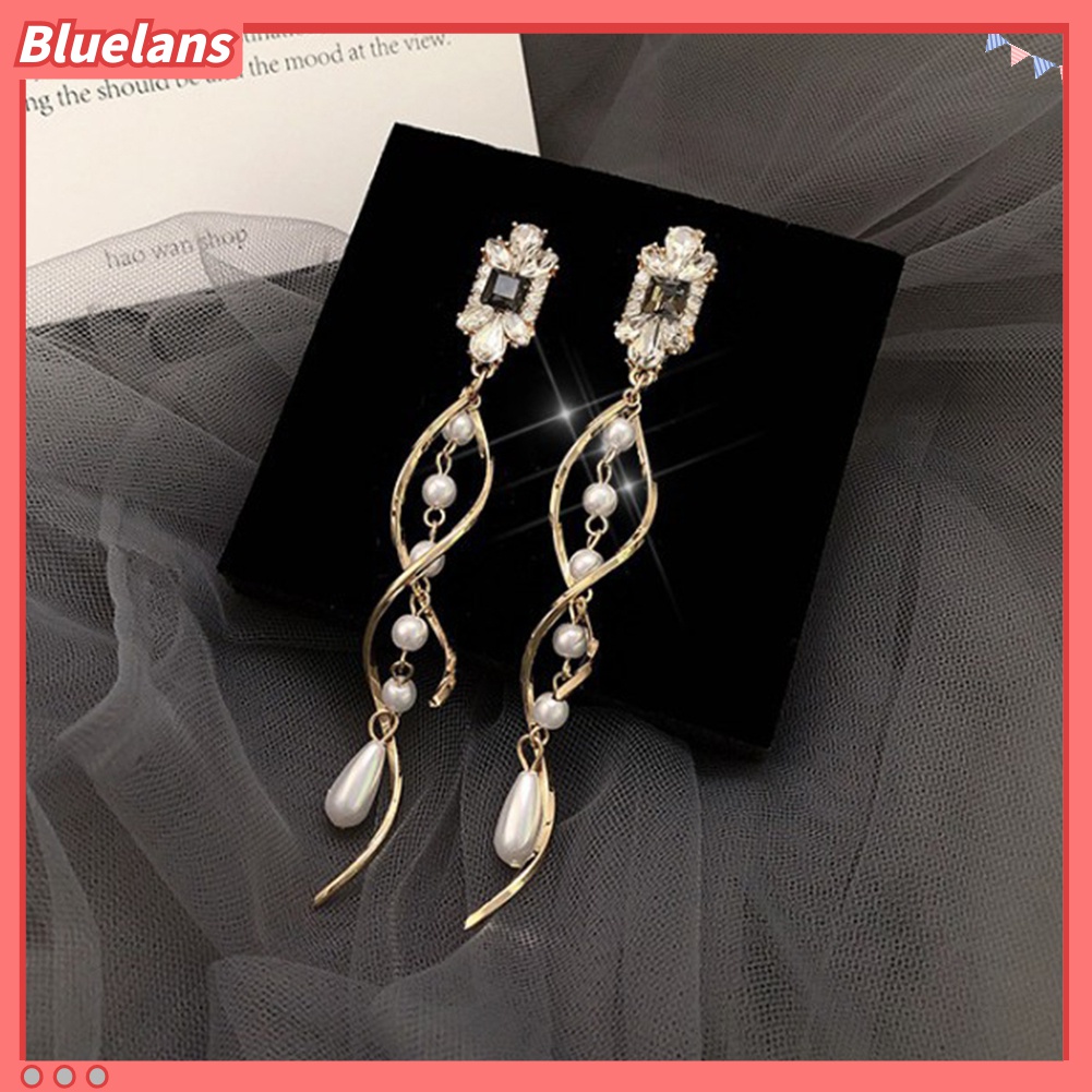 Anting Stud Panjang Menjuntai Aksen Mutiara Berlian Imitasi Untuk Hadiah Wanita