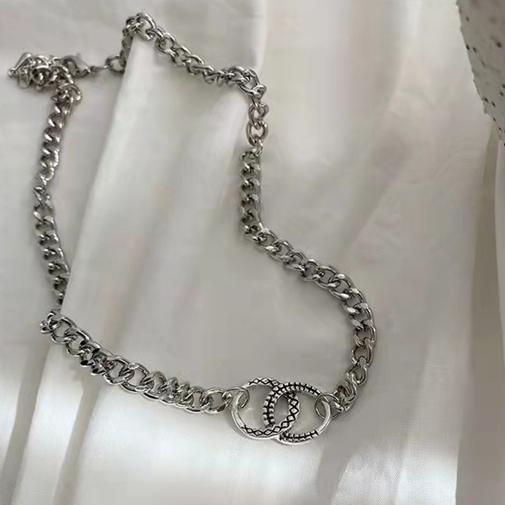 Kalung Rantai Klavikula Liontin Cincin Ganda Gaya punk Hip Hop Untuk unisex