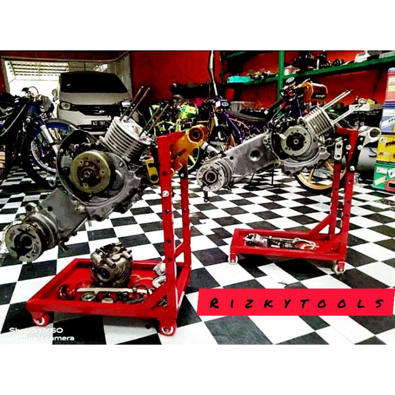 dudukan mesin engine stand